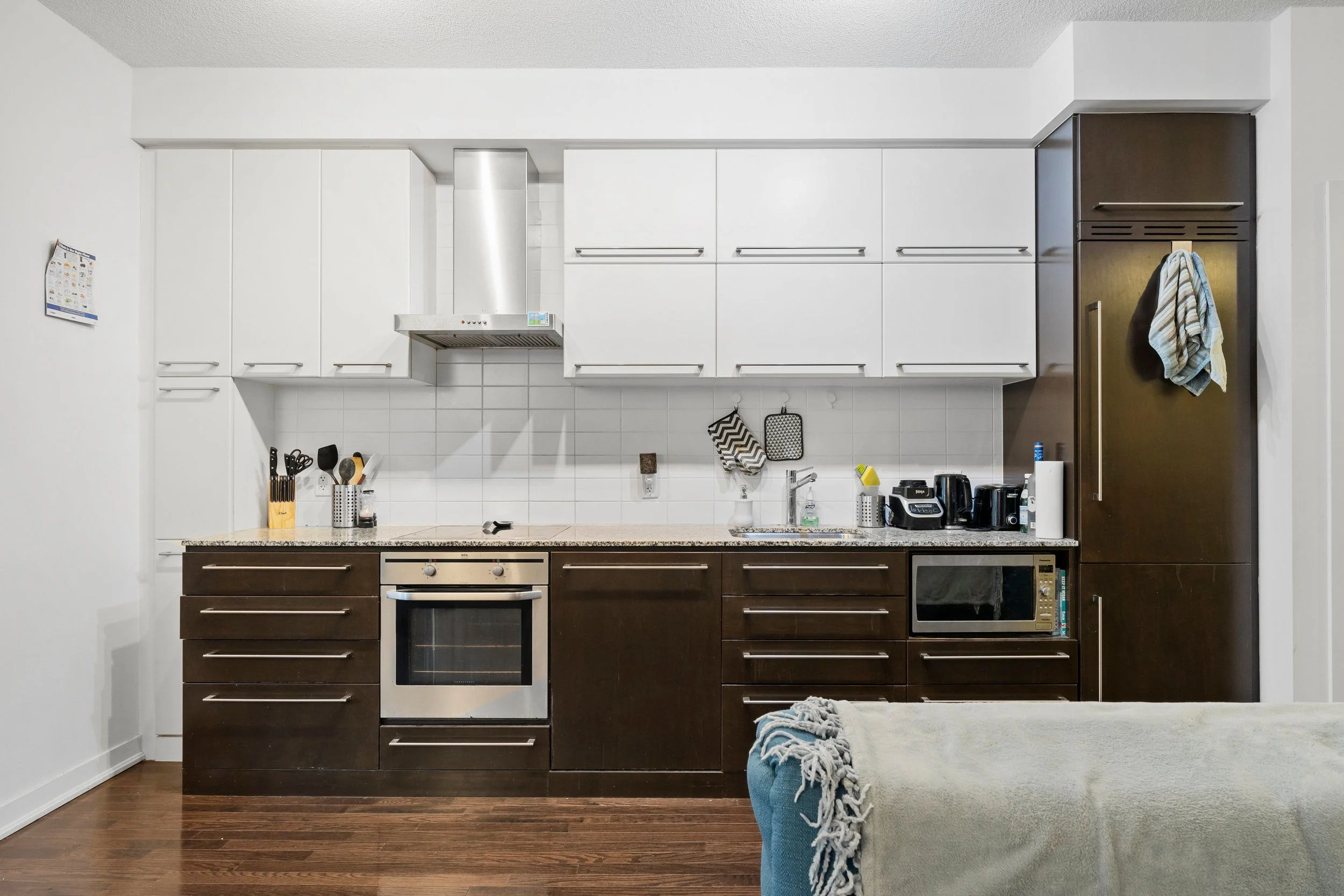 770 Bay Street 413, Toronto C01, ON M5G 0A6