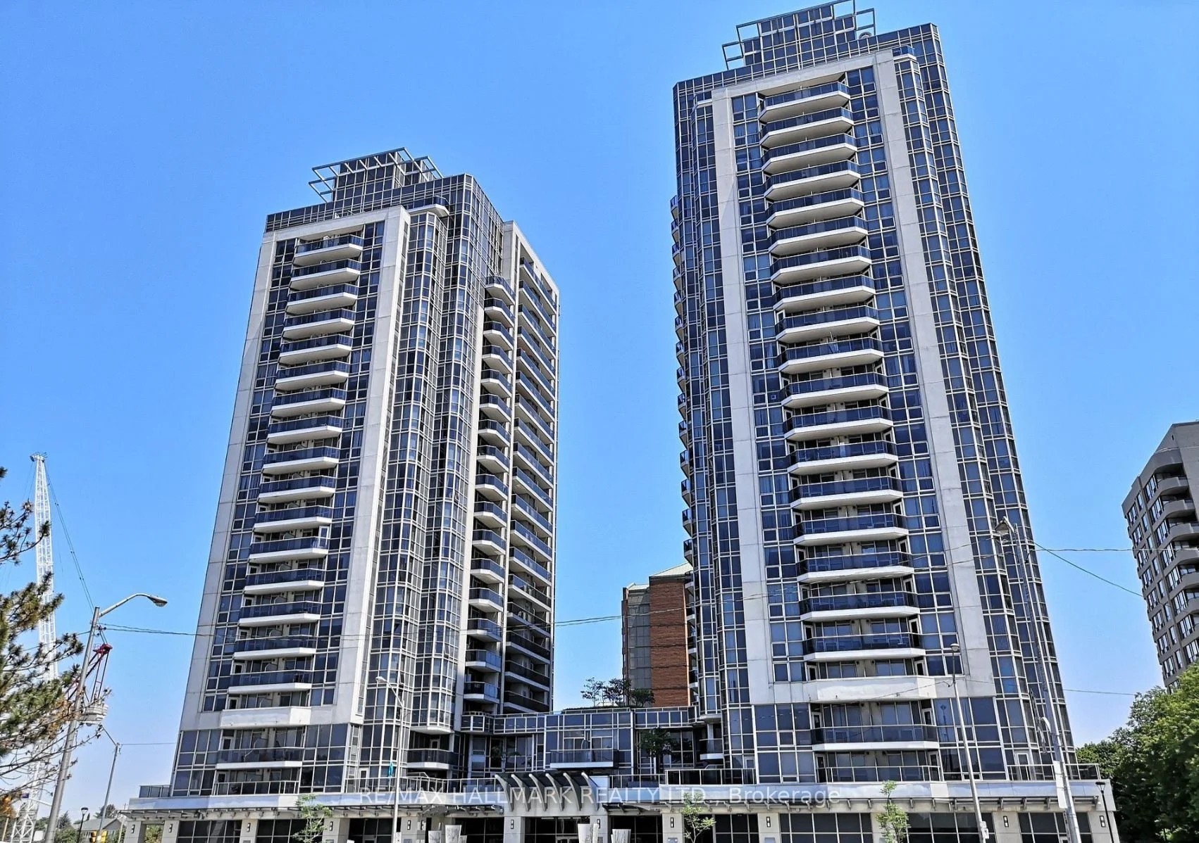 Condo Apartment in Toronto