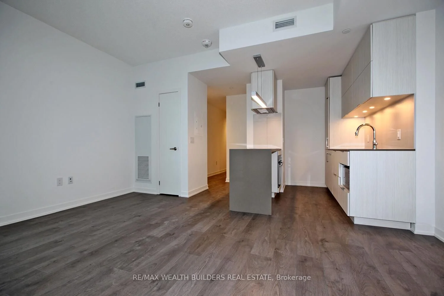 20 Richardson Street 3406, Toronto C08, ON M5A 4J9
