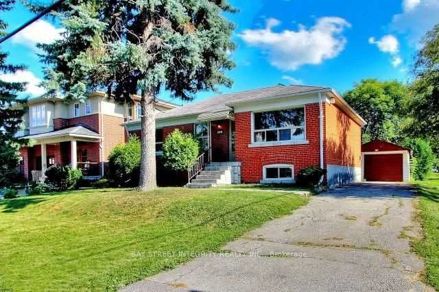 165 Pemberton Avenue B, Toronto C14, On M2m 1y9