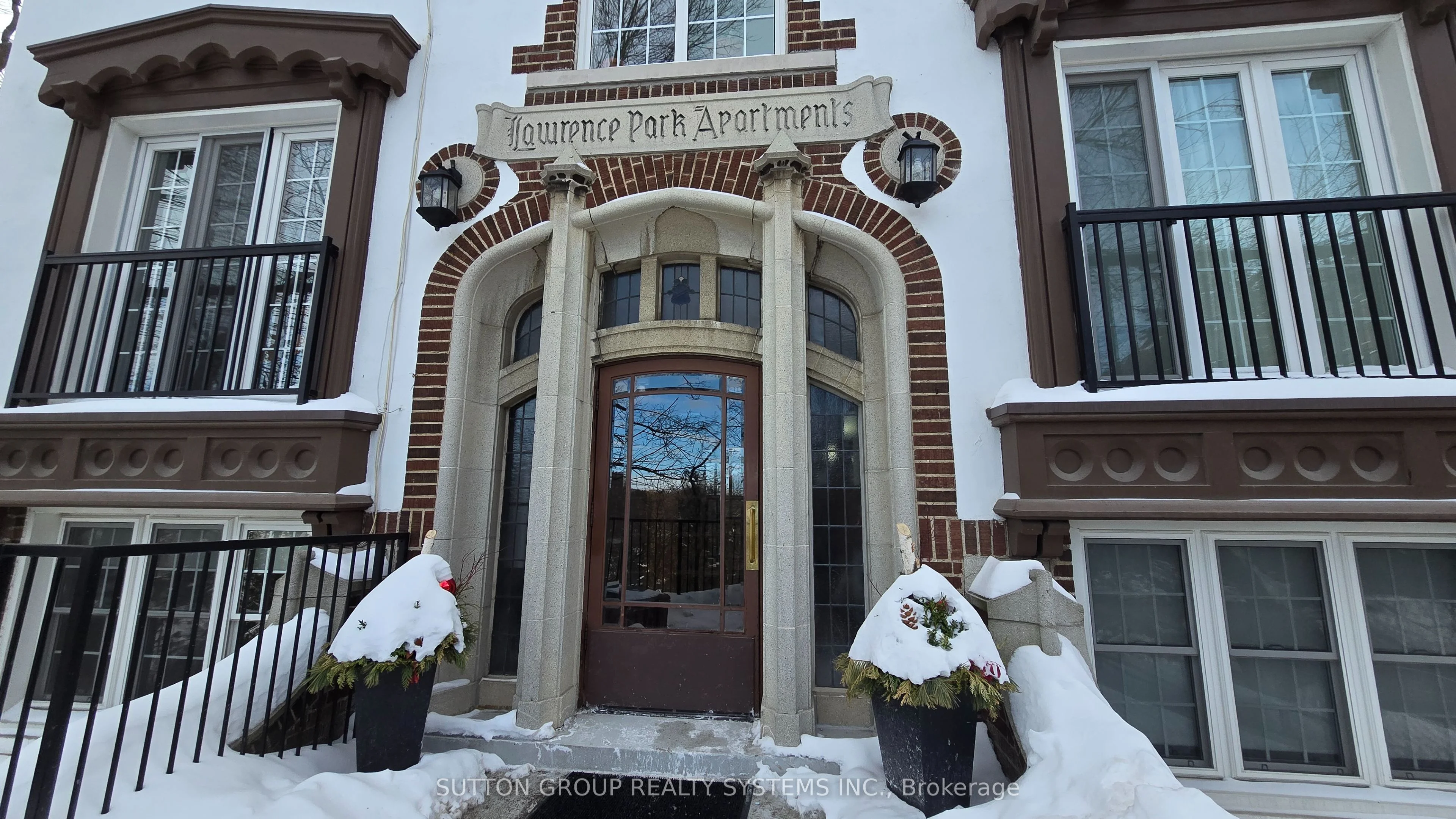 2875 Yonge Street 11, Toronto C04, On M4n 2j5