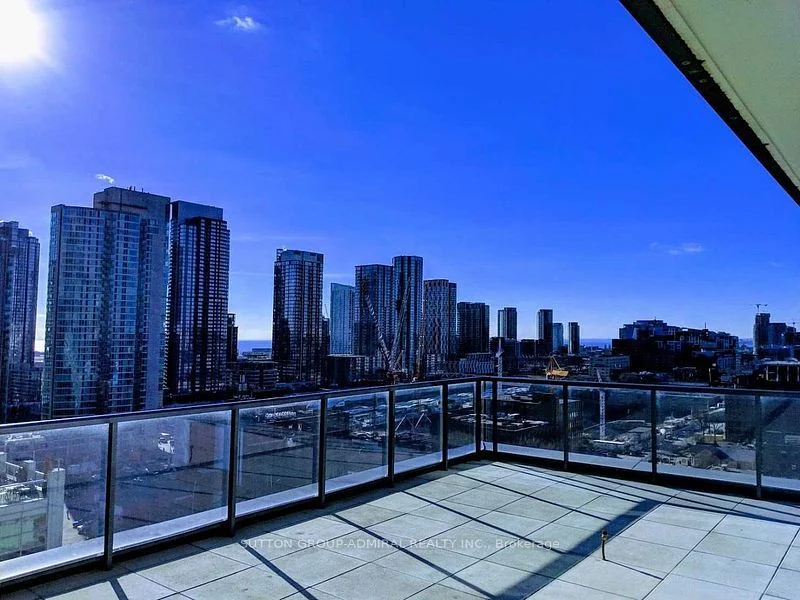 88 Blue Jays Way 1408, Toronto C01, On M5v 0l7