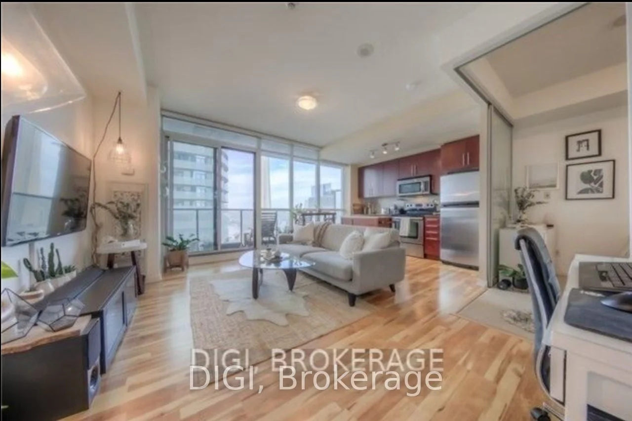 Condo Apartment in Toronto