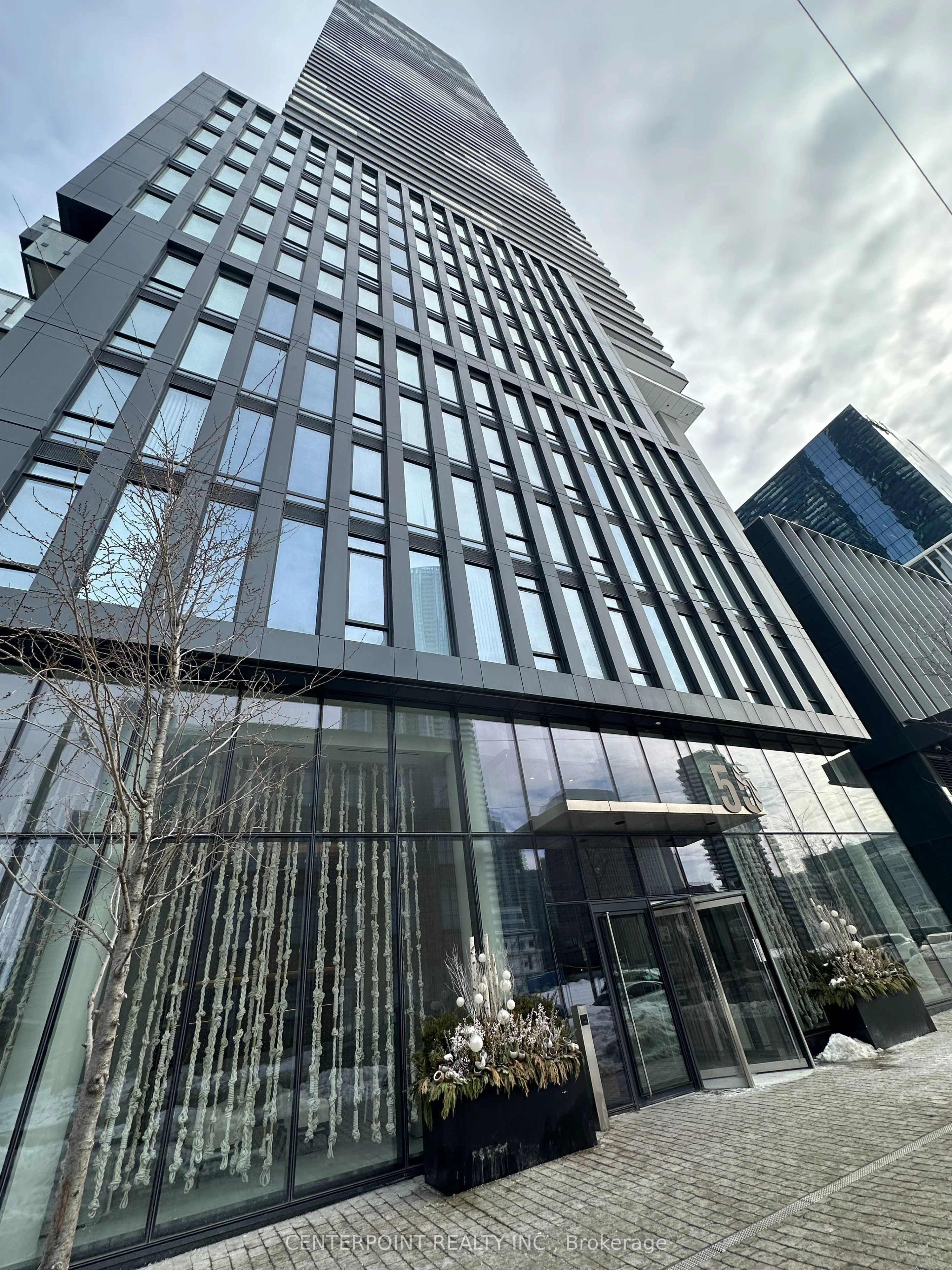 55 Cooper Street 6703, Toronto C08, On M5e 0g1