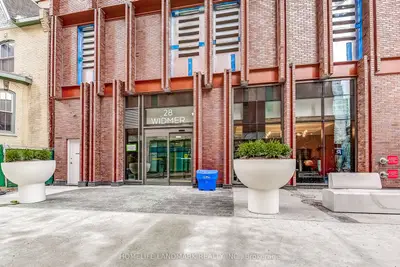 28 Widmer 4523 Street S, Toronto C01, On M5v 0t2