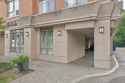 Condo Apartment in Toronto