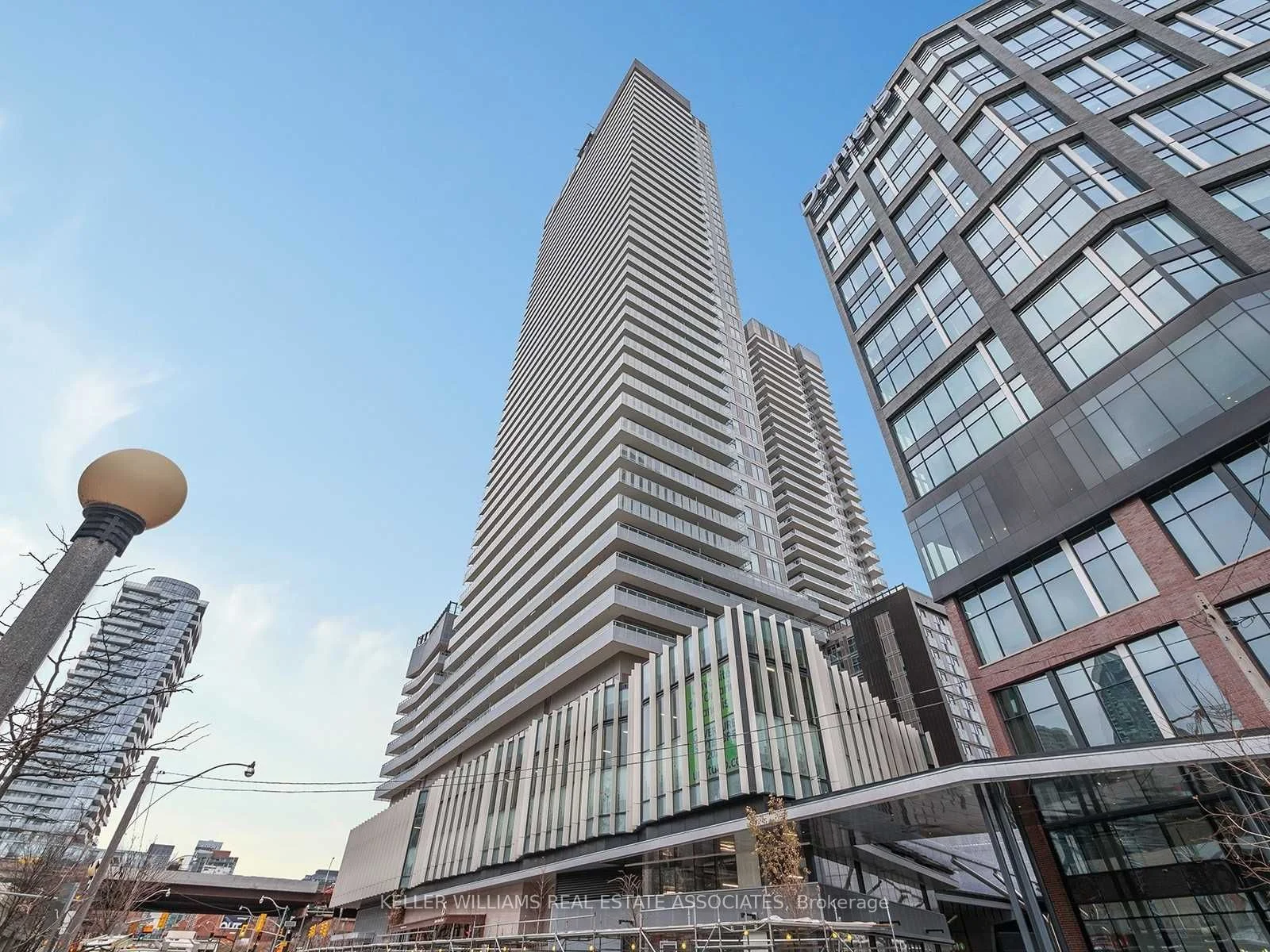 15 Lower Jarvis Street 3902, Toronto C08, On M5e 1r7