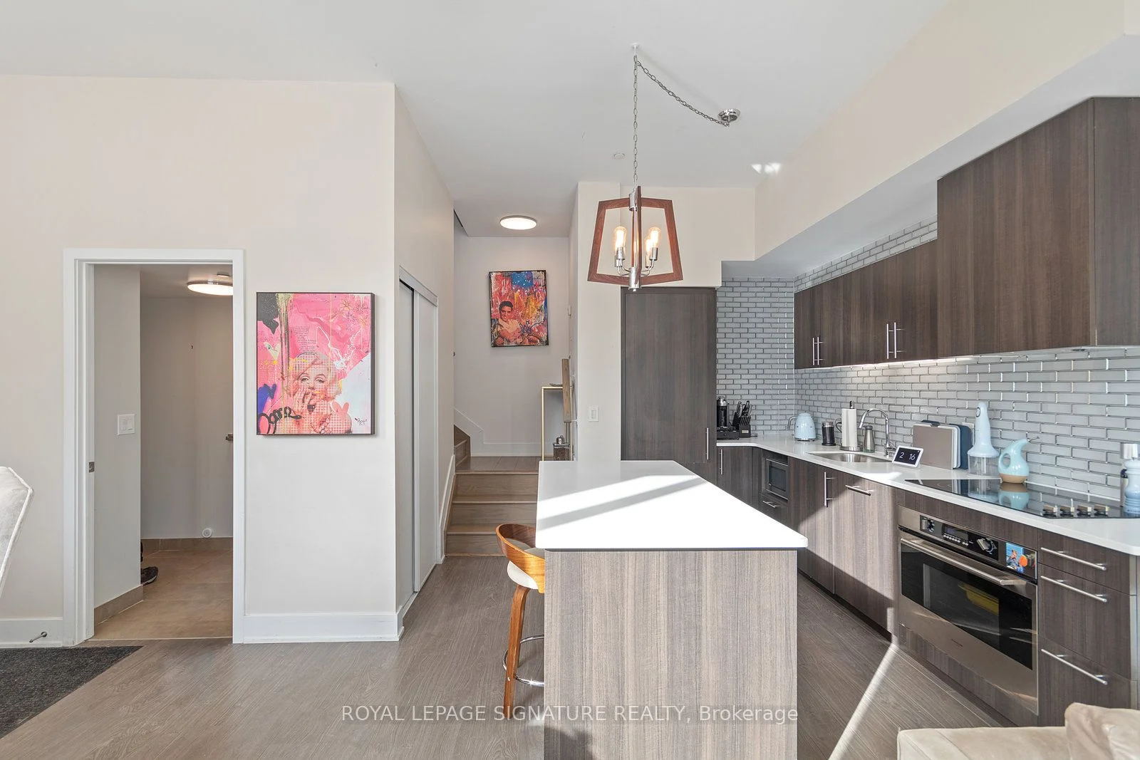 508 Wellington Street TH1, Toronto C01, ON M5V 1E3