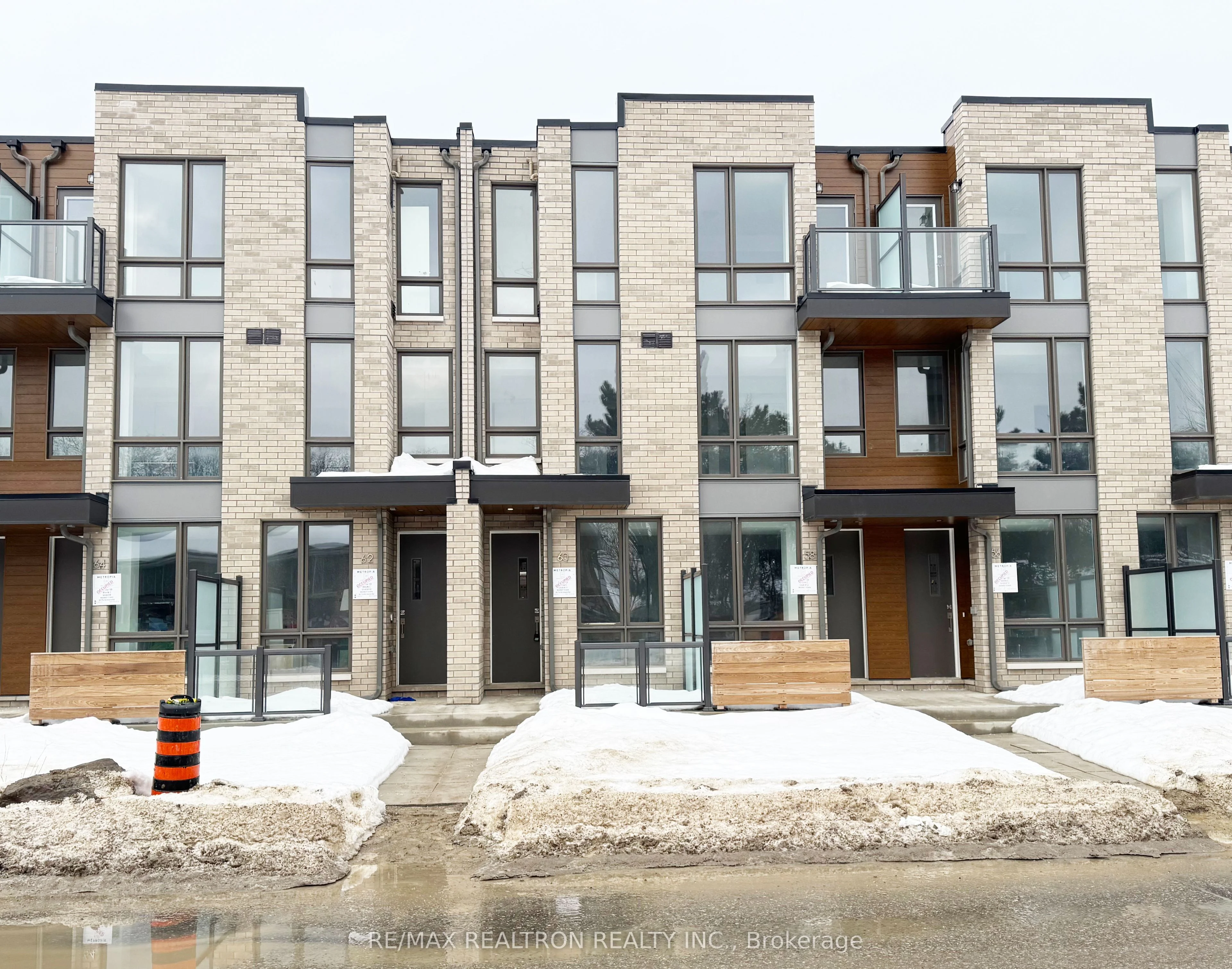 Condo Townhouse in Toronto