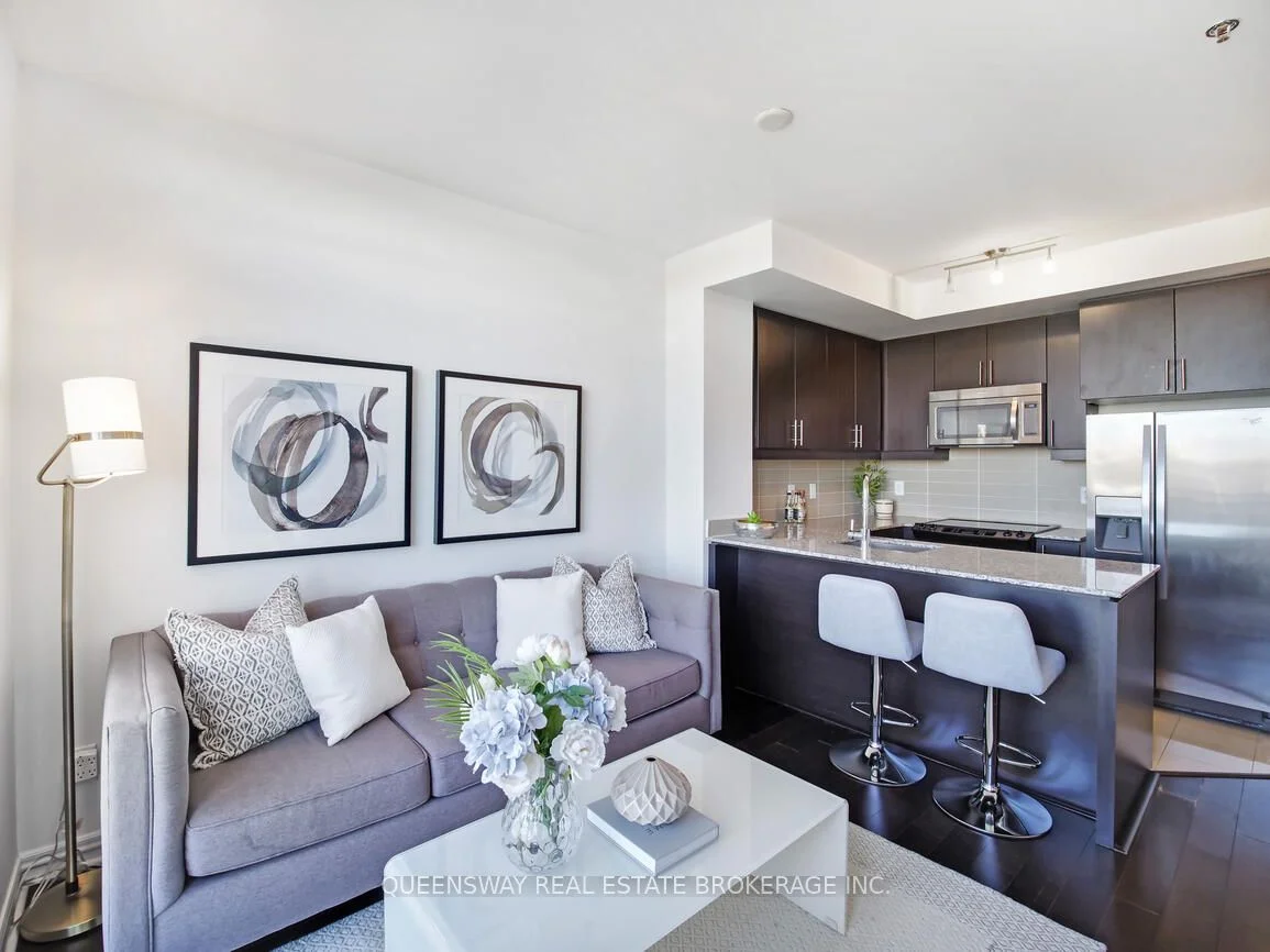 Condo Apartment in Toronto