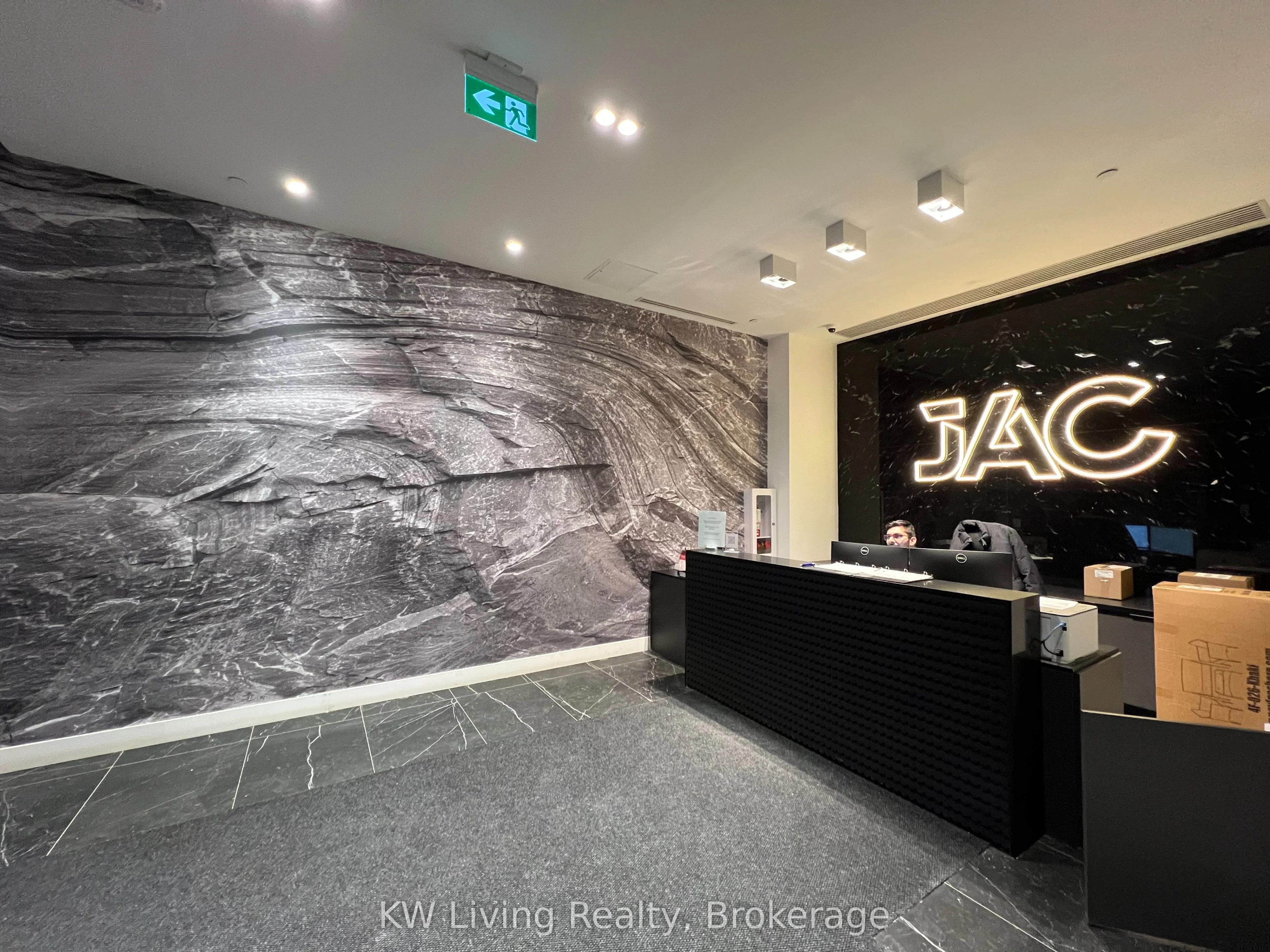 308 Jarvis Street 2101, Toronto C08, On M5b 0e3