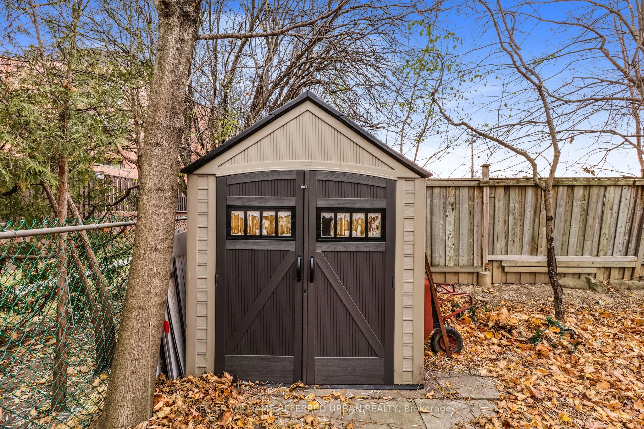 25 Carscadden Drive Upper, Toronto C07, ON M2R 2A6