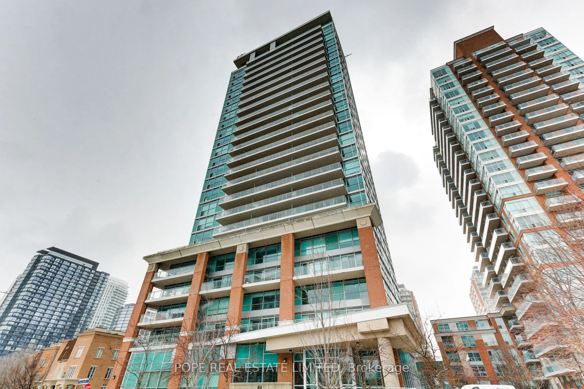 Condo Apartment in Toronto