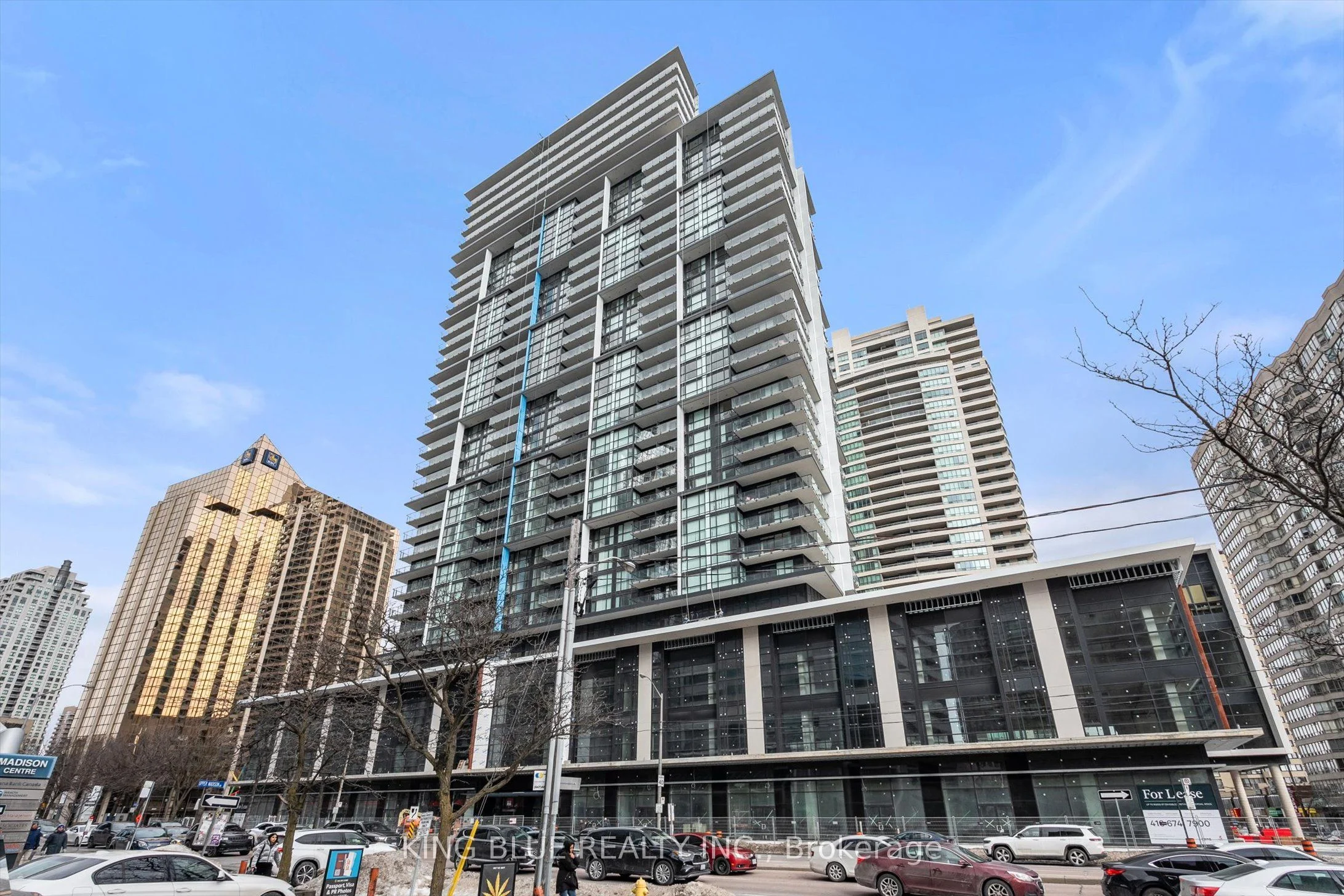 Condo Apartment in Toronto