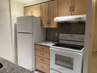 168 Simcoe Street 922, Toronto C01, On M5h 4c9