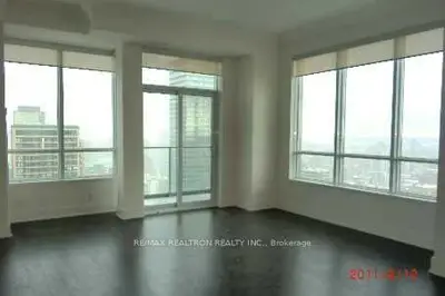 21 Balmuto Street 3202, Toronto C01, On M4y 1w4
