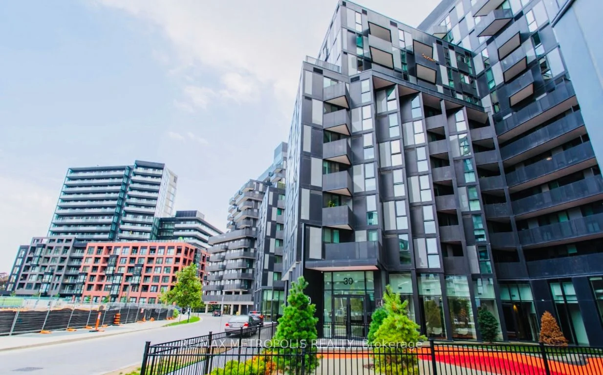 Condo Apartment in Toronto