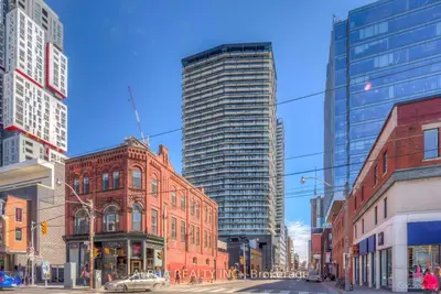 125 Peter Street 1412, Toronto C01, On M5v 2g9