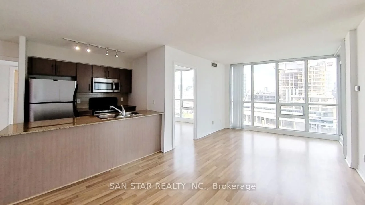 Condo Apartment in Toronto
