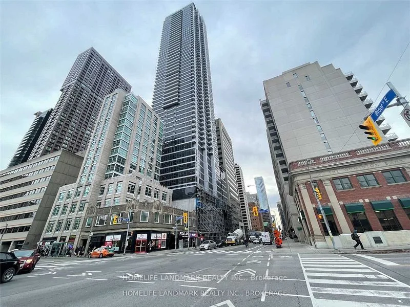 395 Bloor Street E 3001, Toronto C08, On M4w 1h7