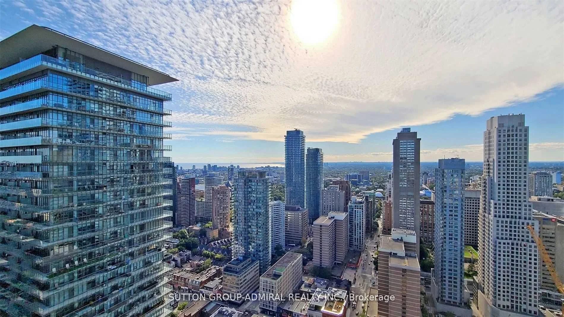42 Charles Street 4504, Toronto C08, On M4y 0b7