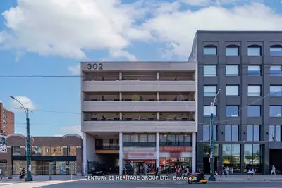 302 Spadina Avenue W 401, Toronto C01, On M5t 2e7