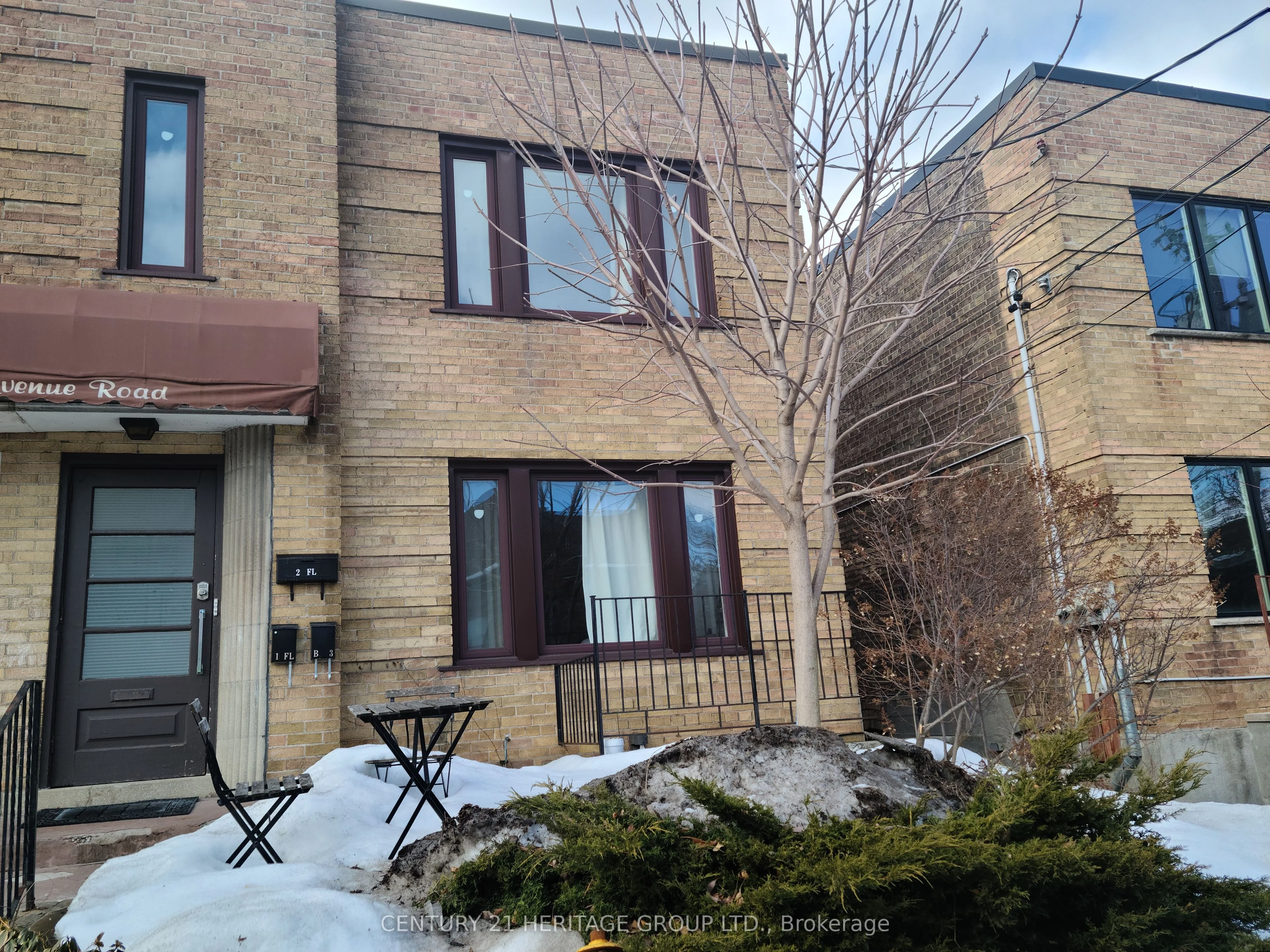 Duplex in Toronto