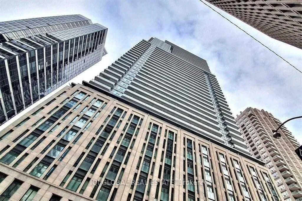 955 Bay Street 2215, Toronto C01, On M5s 0c6
