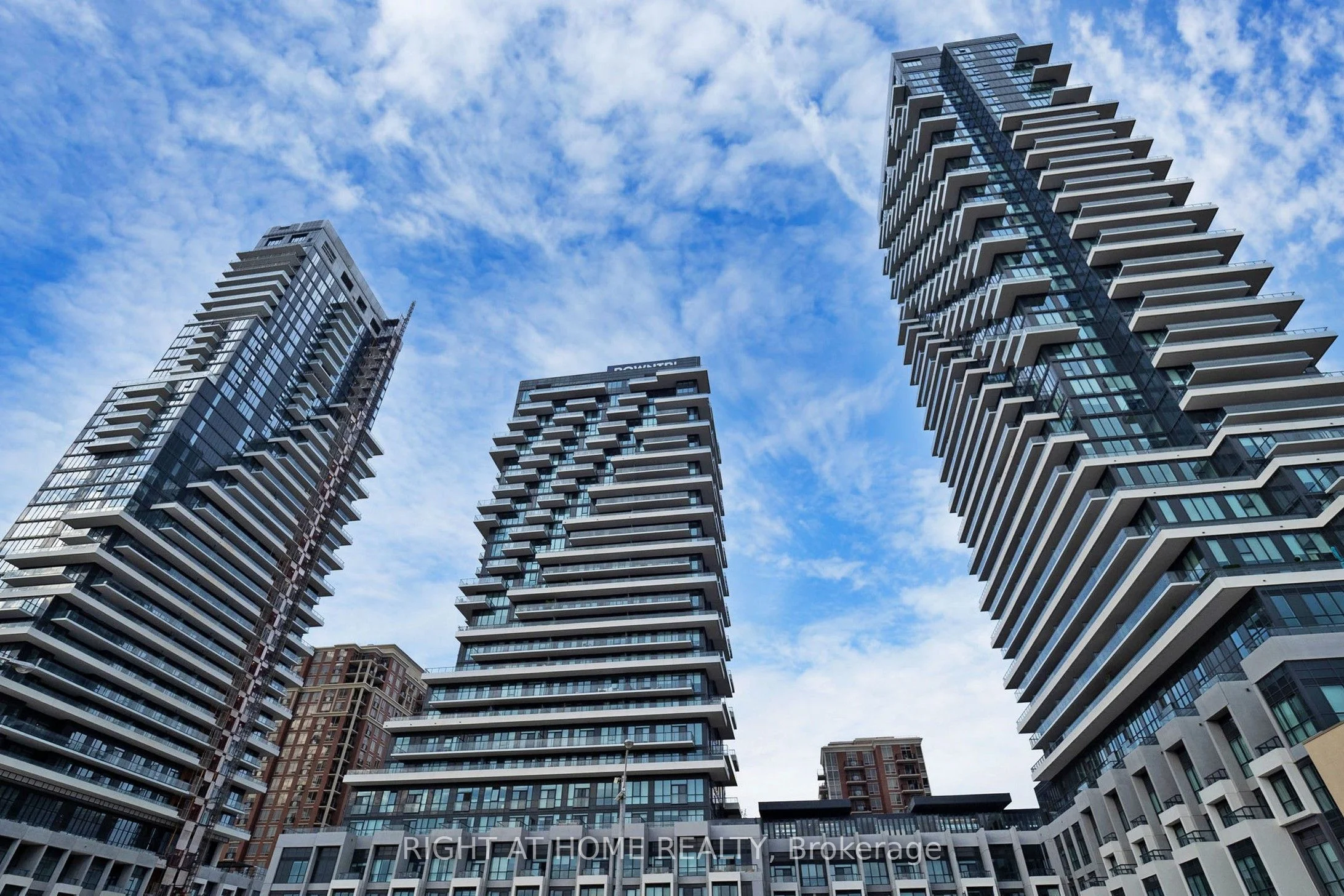 Condo Apartment in Toronto