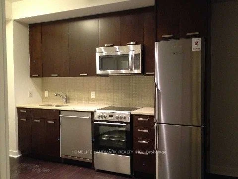 295 Adelaide Avenue W 3311, Toronto C01, ON M5V 0L4