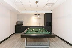 33 Isabella Street 606, Toronto C08, On M4y 2p7