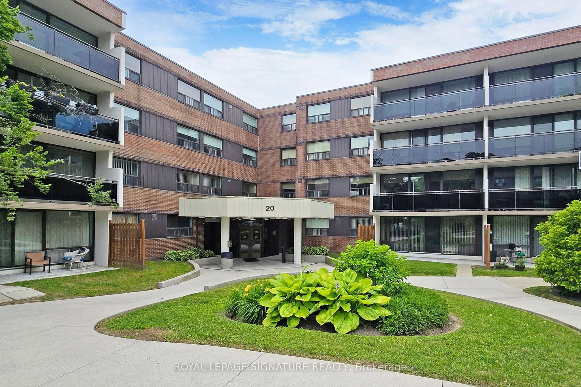 Condo Apartment in Toronto