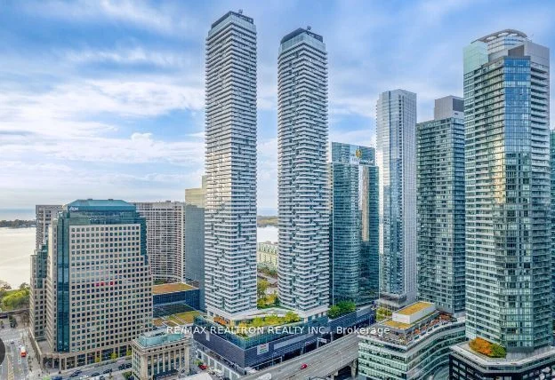88 Harbour Street 4608, Toronto C01, On M5j 0c3