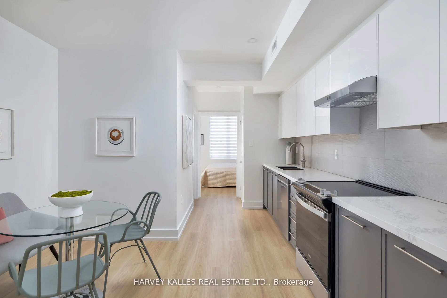580a College Street 2, Toronto C01, On M6g 1b3
