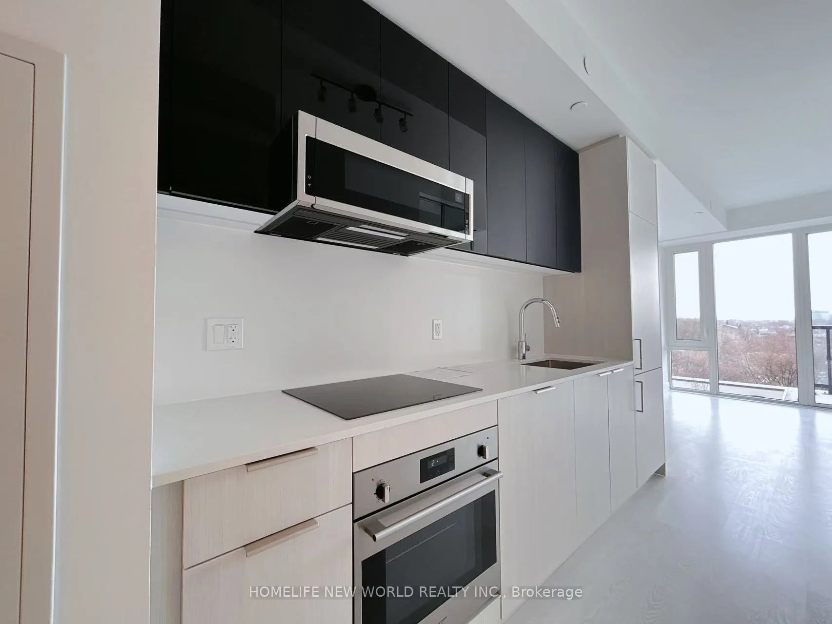 308 Jarvis Street 814, Toronto C08, On M5b 0e3