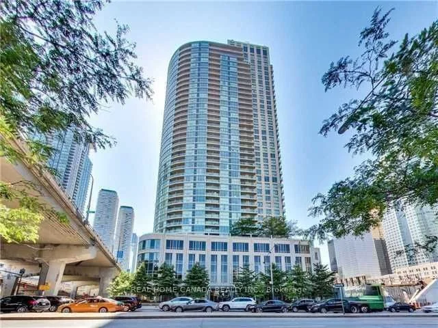 18 Yonge Street 814, Toronto C01, On M5e 1z8