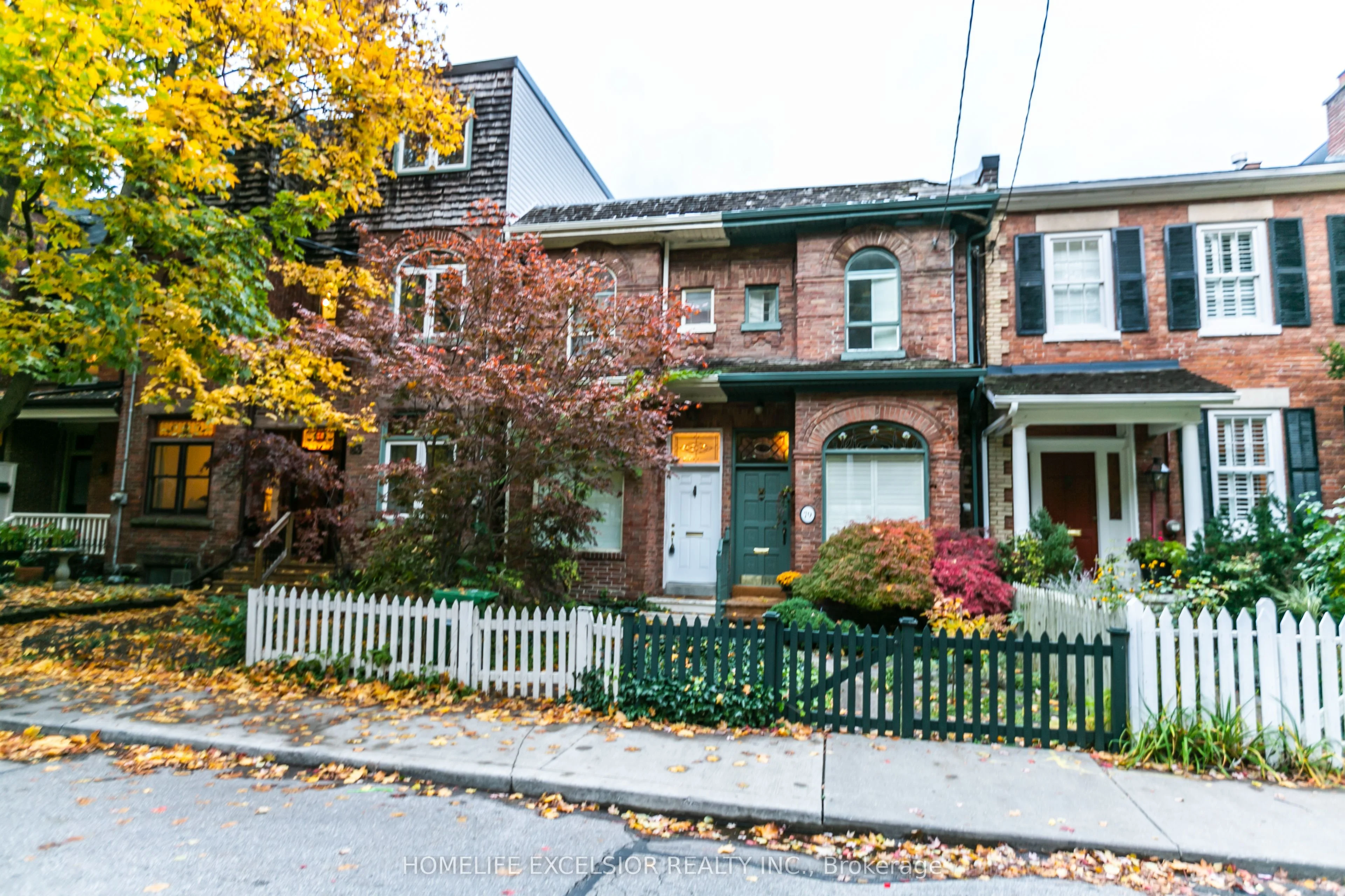 Semi-Detached in Toronto