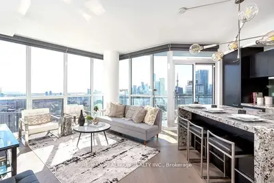 Condo Apartment in Toronto