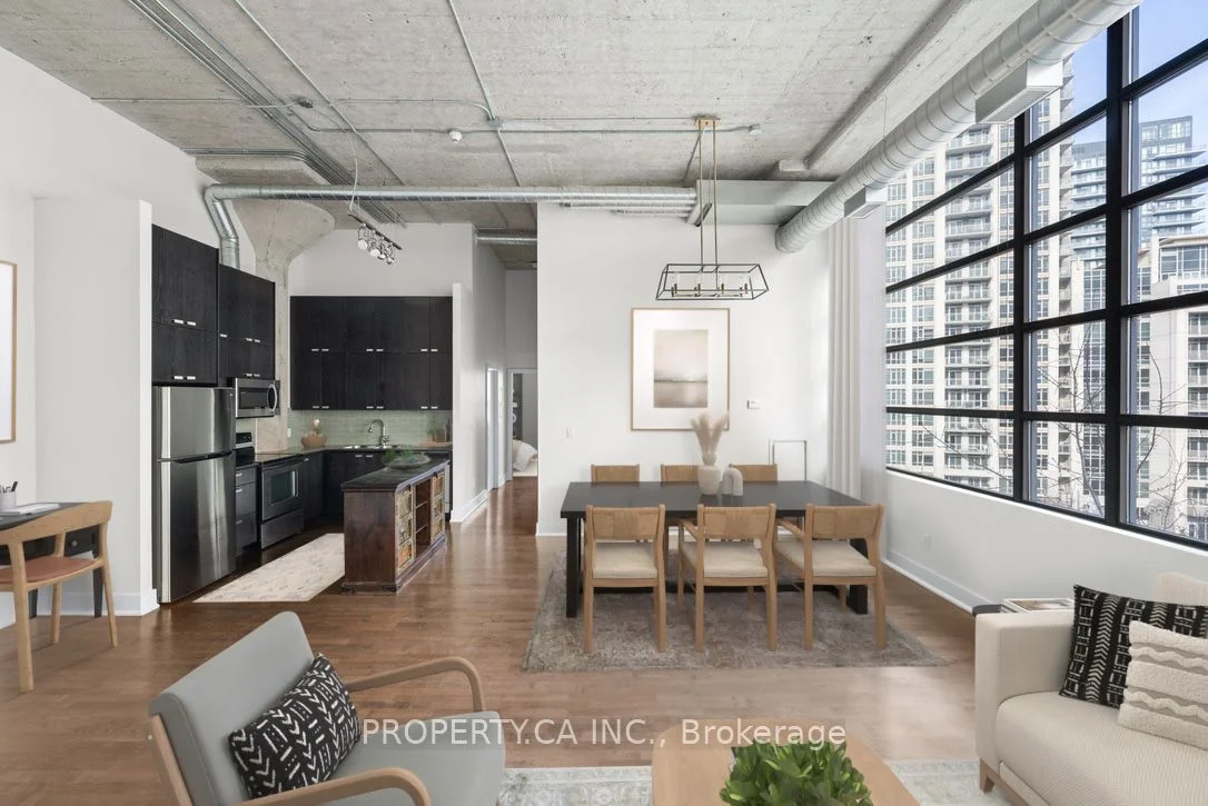 637 Lake Shore Boulevard W 420, Toronto C01, On M5v 3j6