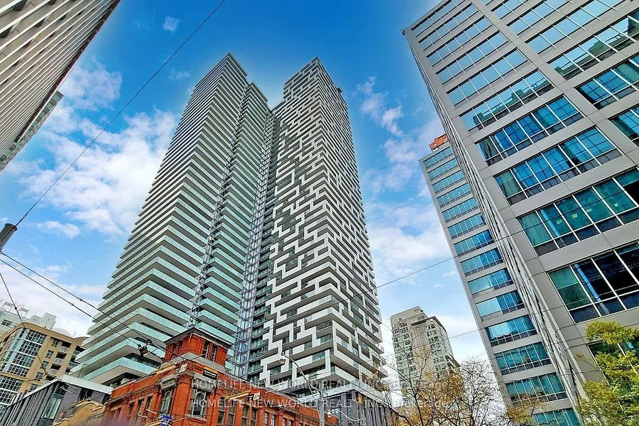 20 Lombard Street 3512, Toronto C08, On M5c 0a6
