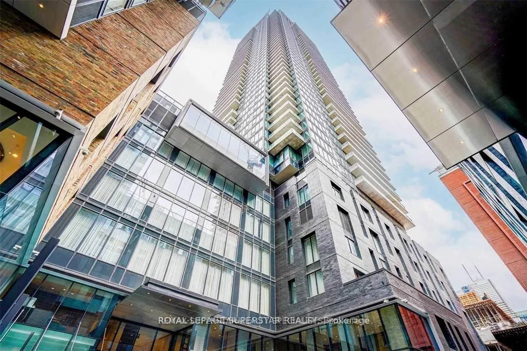 125 Blue Jays Way 4302, Toronto C01, On M5v 0n5