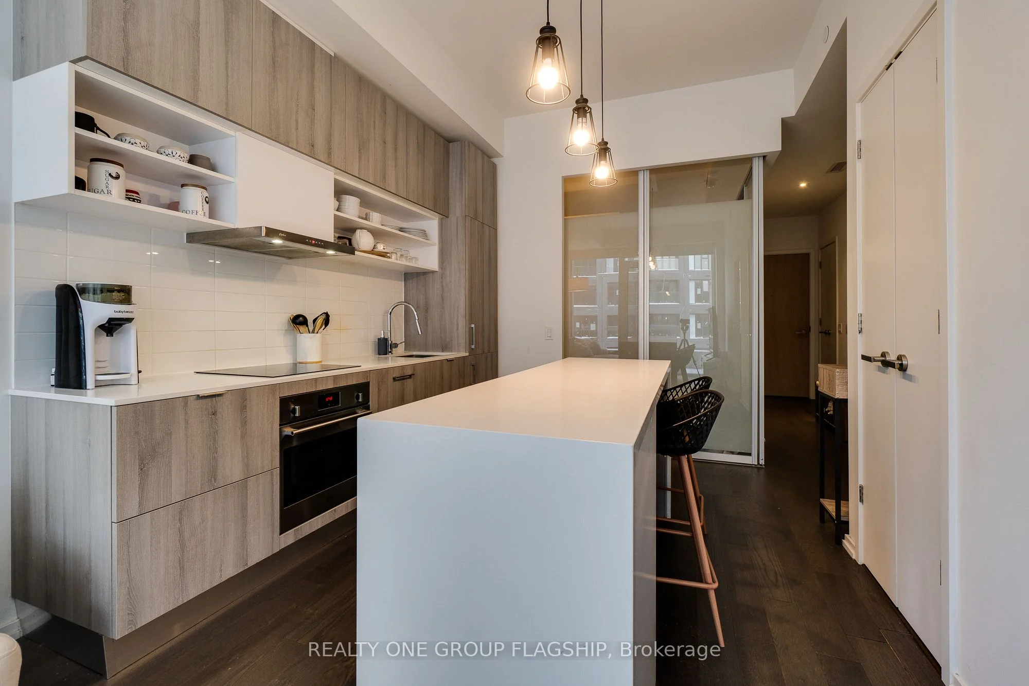 5 Soudan Avenue 1609, Toronto C10, ON M4S 0B1