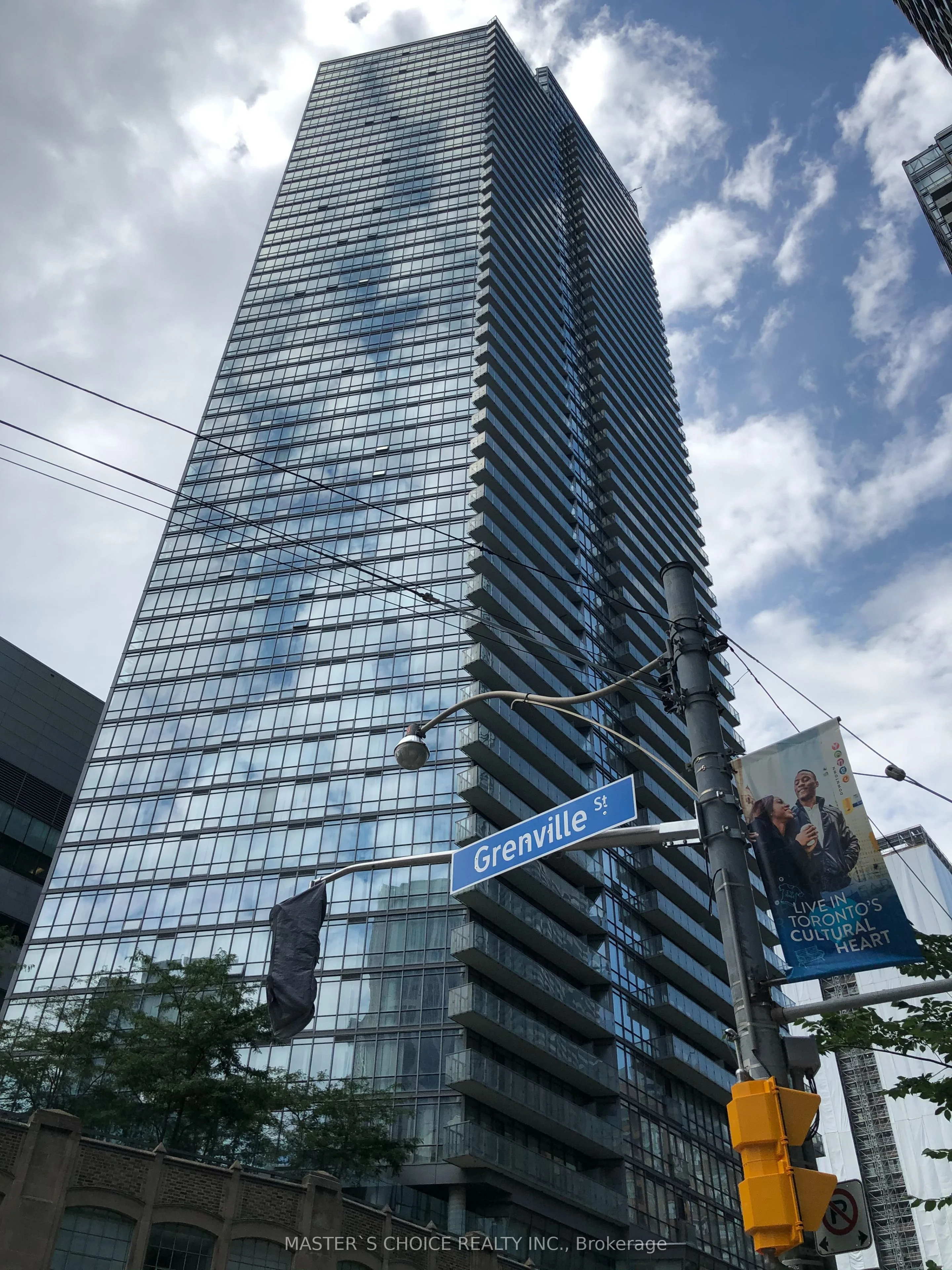 832 Bay St Street 2606, Toronto C01, On M5s 1z6