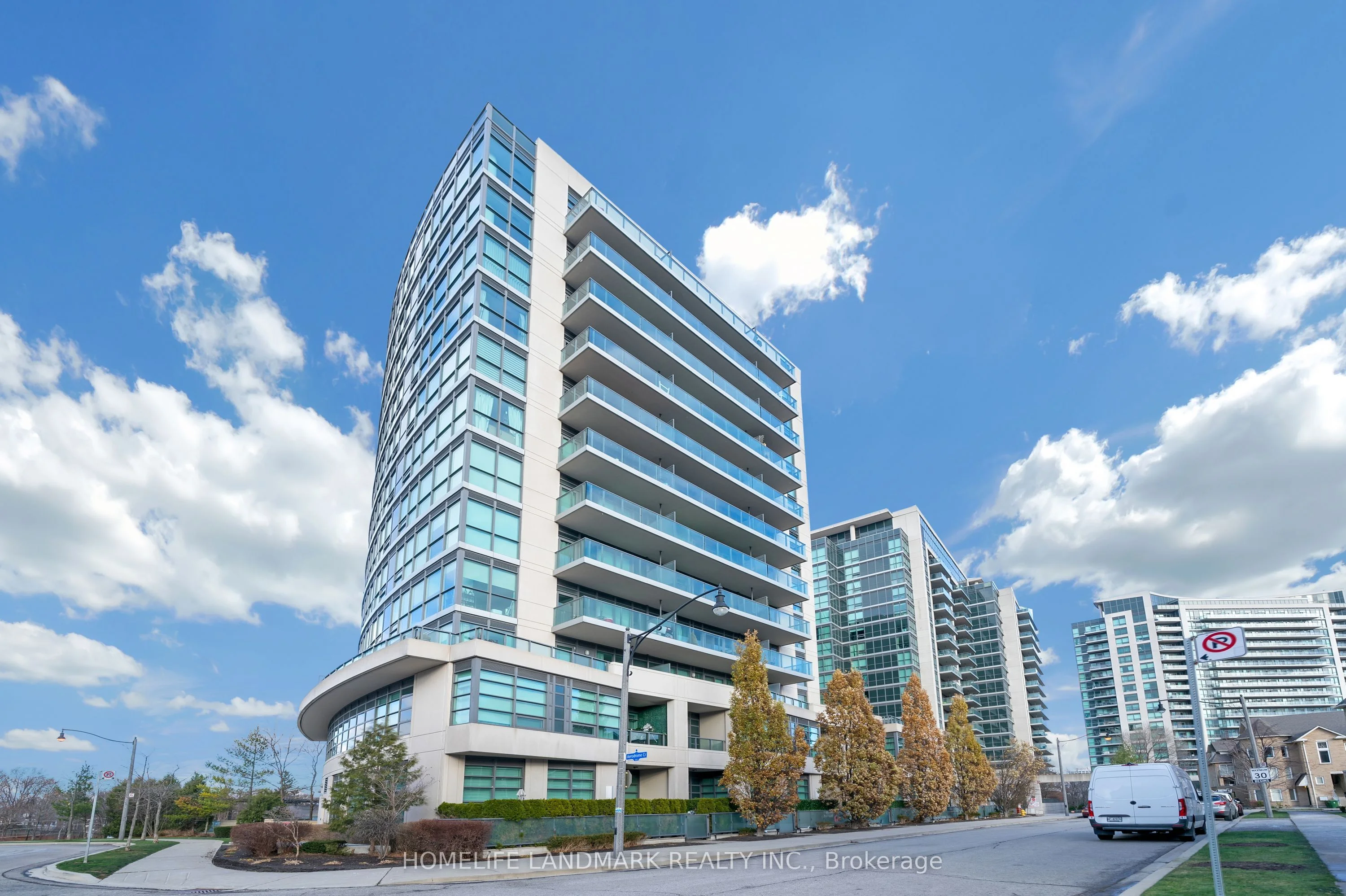 Condo Apartment in Toronto