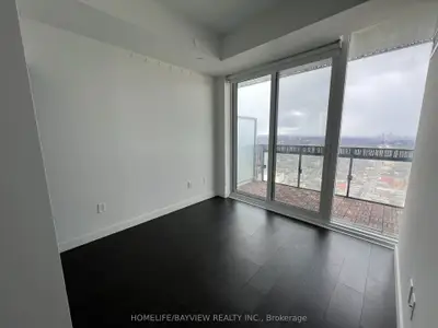 8 Eglinton Avenue E 4806, Toronto C03, On M4p 0c1