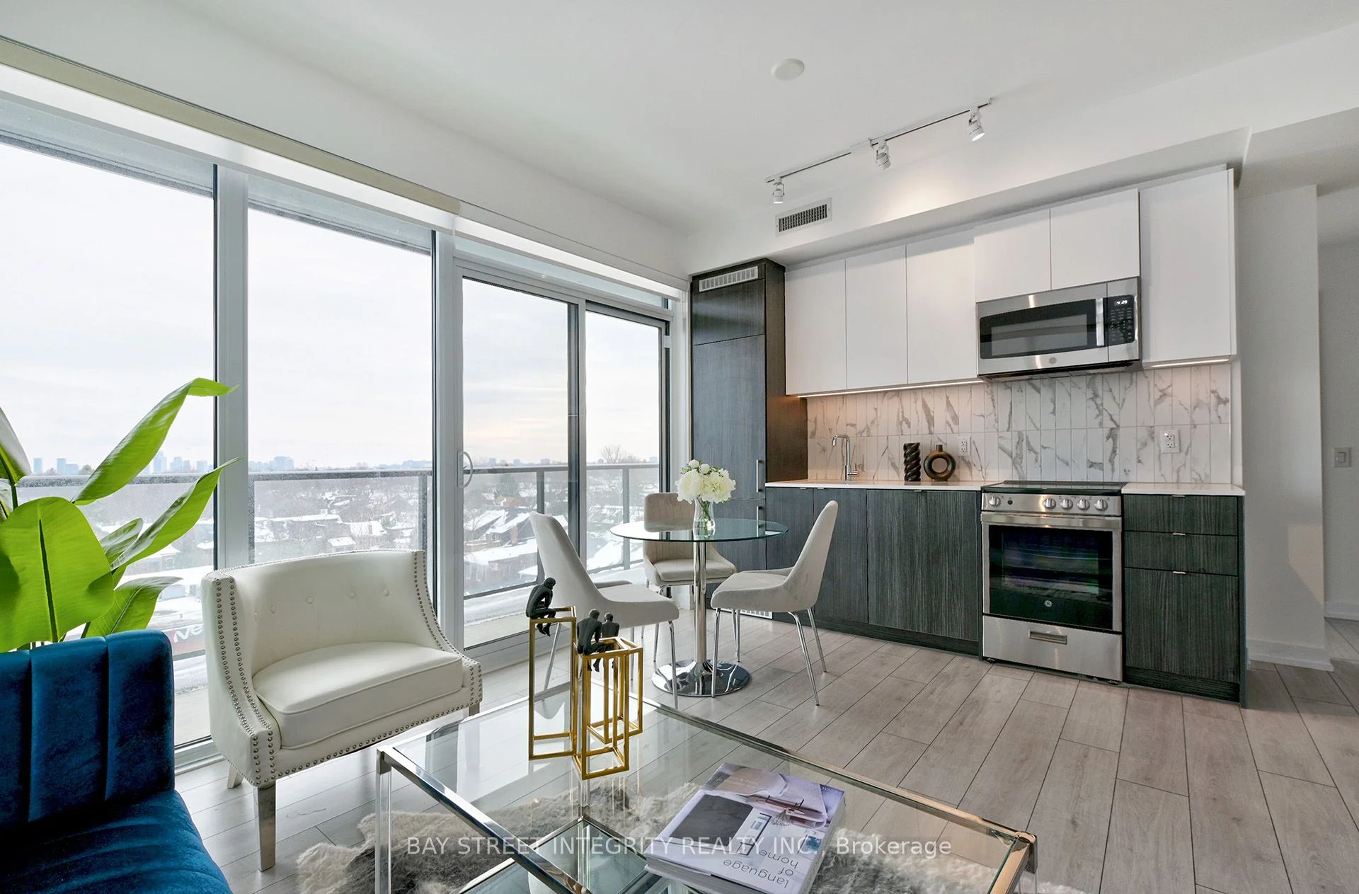 500 DUPONT Street 503, Toronto C02, ON M6G 1Y7