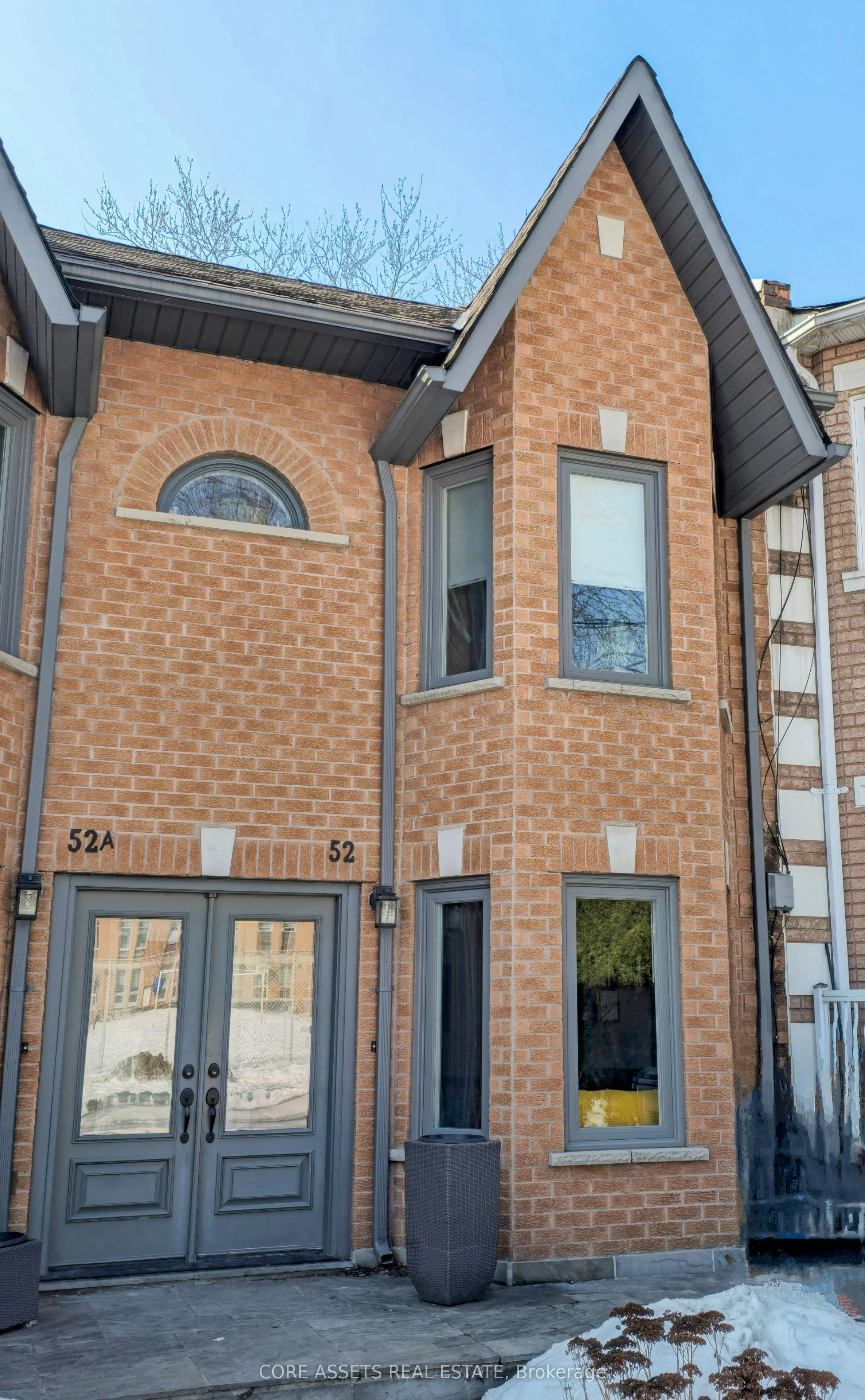 52 St Clarens Avenue, Toronto C01, ON M6K 2S5