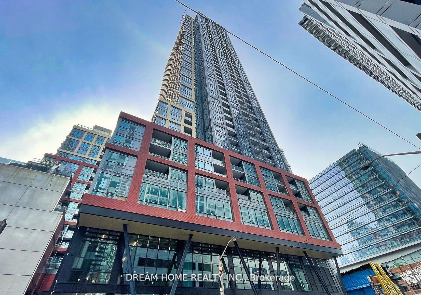 Condo Apartment in Toronto