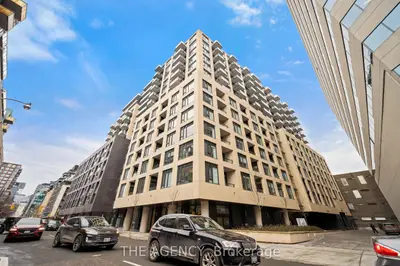 Common Element Condo in Toronto