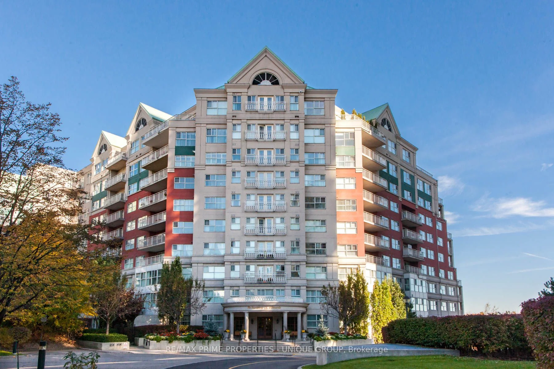 Condo Apartment in Toronto